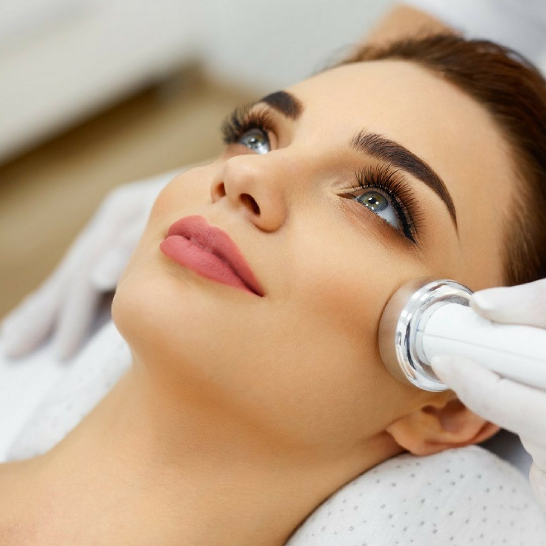 Tratamento facial de cuidados com a pele